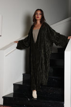 Load image into Gallery viewer, Midnight Moss