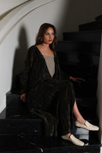 Load image into Gallery viewer, Midnight Moss